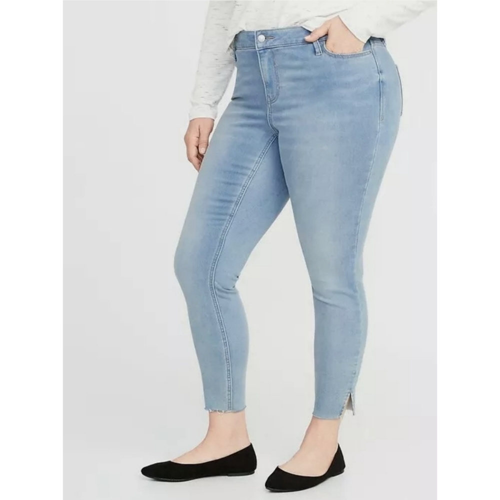 Old Navy Plus Women's High Waisted Super Skinny Built-in Warm Jeans, Blue, 18